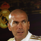 Zinedine Zidane, técnico del Madrid, en rueda de prensa.-EFE