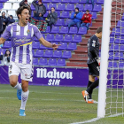 Mata celebra el primero de los dos goles que marcó el pasado domingo frente al Numancia.-J. M. LOSTAU