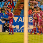 Los jugadores del Valladolid celebran el gol que suponía el empate a uno ayer en la Romareda.-PHOTO-DEPORTE