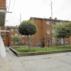 Viviendas del polígono 29 de octubre en el barrio de Pajarillos-J.M.Lostau