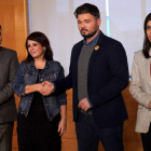 Los negociadores del PSOE: Ábalos, Lastra, con los respresentantes de ERC, Rufián y Vilalta.-JOSÉ LUIS ROCA