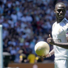 Mendy, en su presentación.-JOSÉ LUIS ROCA