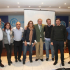 (IaD) Manuel Betegón (Senado), Nuria Simón (Senado), José Antonio Rubio (Senado), la secretaria del partido, Ángeles Armisén, Íñigo Mendez de Vigo (Congreso), Miguel Ángel Paniagua (Congreso), el presidente provincial del partido, Carlos Fernández Carried-ICAL