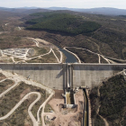 Vista aérea de la presa de Castrovido.-ISRAEL L. MURILLO