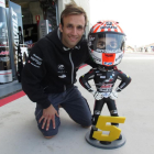 Zarco, con su nuevo casco, en Motegi en el 2015.-EMILIO PÉREZ DE ROZAS