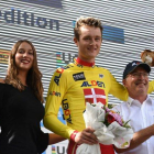 Mathias Norsgaard, en el podio del Tour del Porvenir.-MOVISTAR TEAM