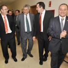 Fernando Rey (d), acompañado por Jesús Posada, Luis Bonilla y Daniel Miguel.-Valentín Guisande