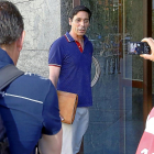 Lino Rodríguez, a la puerta de los jugados, en una imagen de archivo.-J. M. LOSTAU