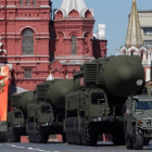 Misiles balísticos rusos en el desfile del Día de la Victoria celebrado en Moscú el pasado mes de mayo.-EFE / SERGEI ILNITSKY