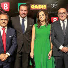 El director de La 8 Valladolid, Florencio Carrera; el alcalde Óscar Puente; la consejera delegada de Edigrup, Adriana Ulibarri; y el presidente de la Diputación, Jesús Julio Carnero.-REPORTAJE GRÁFICO: J. LOSTAU