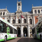 Imagen de autobús en la Plaza Mayor.-EUROPA PRESS