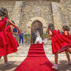 Una de las instantáneas del fotógrafo vallisoletano de una boda celebrada en Íscar.-ICAL