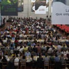 Un millar de personas participó ayer en la cata de las 236 muestras presentadas al concurso-L. VELÁZQUEZ