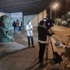 Estatua de los Goya ubicada en la Feria de Valladolid para la gala de la 38ª edición de los premios. -PHOTGENIC