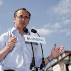 El presidente del PP vasco, Alfonso Alonso, durante su intervención el sábado en un acto político, en Vitoria.-EFE / ADRIÁN RUIZ DE HIERRO