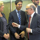 Pilar del Olmo con Cristóbal Montoro en la reunión del Consejo de Política Fiscal y Financiera del 7 de julio de 2017.-ICAL