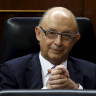 El ministro de Hacienda, Cristóbal Montoro en el Congreso de los Diputados-Reuters