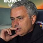 Mourinho, en el banquillo durante el Fenerbahçe-Manchester United.-STR