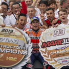 Marc Márquez gana el GP de Japón y da el título de constructores a Honda.-AP /CHRISTOPHER JUE
