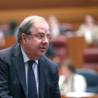 El presidente de la Junta, Juan Vicente Herrera, en el Pleno de las Cortes de Castilla y León.-ICAL