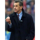 Ottmar Hitzfled, dirigiendo un partido del Bayern Múnich.-MICHAEL DALDER