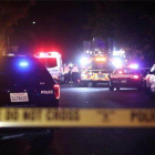La policía de Fresno, California, resguarda la zona tras un tiroteo.-EUROPA PRESS