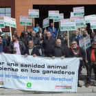 Concentración de UCCL a finales de abril a las puertas de la Delegación Territorial de la Junta en Burgos.-R.G.O.