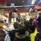 Imagen de archivo de una de las actividades educativas celebradas en uno de los supermercados.-EL MUNDO