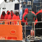 El segundo rescate lo ha realizado la embarcación de Salvamento Salvamar Hamal a unas 27 millas del cabo Sacratif.-EFE