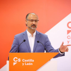 El portavoz de Ciudadanos de Castilla y León en las Cortes regionales, Luis Fuentes, analiza la actualidad política-ICAL
