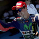Jorge Lorenzo (Yamaha) celebra la 'pole position' del Gran Premio de España, este sábado en Jerez.-Foto: REUTERS / JON NAZCA