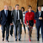 (I a D) El presidente de la Diputación de Valladolid, Jesús Julio Carnero; el consejero de Presidencia, José Antonio de Santiago Juárez; la presidenta de las Cortes, Silvia Clemente; y el presidente de la FRMP, Francisco Vázquez, a su llegada a la XV Asam-ICAL