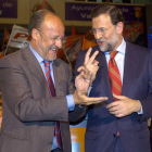 De la Riva con Rajoy en el cierre de campaña del año 2007-El Mundo