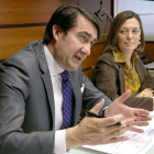 La consejera de Agricultura y Ganadería, Milagros Marcos, preside el Consejo Regional Agrario, en el que participa el consejero de Fomento y Medio Ambiente, Juan Carlos Suárez-Quiñones-Ical