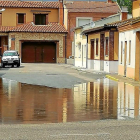 Segunda inundación en Pedrajas de SanEsteban en 48 horas, ayer.-E. PRESS