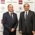 El rector de la UVA, Daniel Miguel San José y el embajador de Paraguay en España, Antonio Rivas Palacio.-EUROPA PRESS