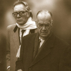 Francisco Umbral junto a su compañero Camilo José Cela.-E. M.