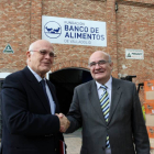 El presidente de la Fundación Grupo Norte, Javier Ojeda y el presidente del Banco de Alimentos de Valladolid, Jesús Mediavilla-Ical