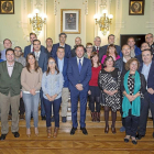 Foto de familia de los alcaldes de municipios del alfoz integrantes de la Comunidad Urbana.-M. Á. Santos