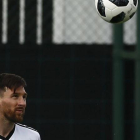 Messi, durante un entrenamiento con Argentina en Sant Joan Despí.-AP / MANU FERNANDEZ
