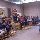 Los alumnos en el aula de formación de la bodega.-I.M.