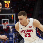 Marc Gasol defendiendo a Blake Griffin.-RICK OSENTOSKI