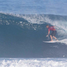 El surfista estadounidense profesional Kolohe Andino, el lunes en Hawai.-RIAN BIELMANN / AFP