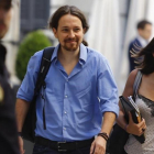 El líder de Podemos, Pablo Iglesias, a su llegada este miércoles al debate de investidura.-AGUSTÍN CATALÁN