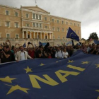 Manifestación a favor del 'sí', este martes en Atenas.-