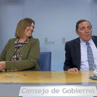 Milagros Marcos y Antonio Sáez, en la rueda de prensa.-ICAL