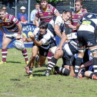El medio melé Juan Ramos saca el oval de un agrupamiento durante el choque de ayer. ALCOBENDAS RUGBY-Alcobendas Rugby.