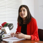 La responsable de Comunicación de la Fundación Antonino y Cinia, Lucía Alaejos, presenta la programación de los próximos meses de la Fundación ubicada en Cerezales del Condado (León)-ICAL