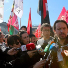 Pablo Iglesias en la concentración de trabajadores de los trabajadores de Ferrovial.-JUAN MANUEL PRATS