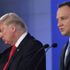 Trump, con su homólogo polaco, Duda, durante la rueda de prensa.-SAUL LOEB
